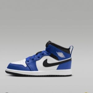 Nike Kids Sneakers - Blue, Black, and White NEVER WORN